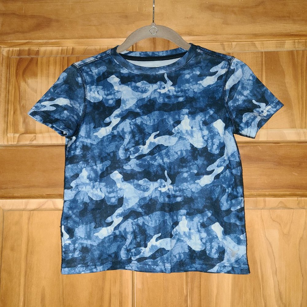 5/$20 Boys Old Navy Active Go-Dry Blue Camo Short Sleeve T Shirt